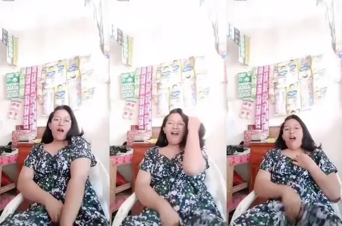Nonton Gratis Bokep Indo Colmek Saat Warung Sepi