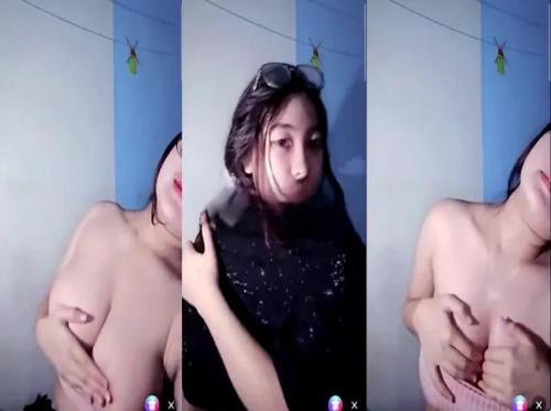 Bokep Indo Miyuki Telanjang Remas Toket Gedenya